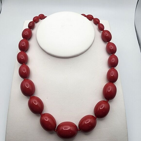 Vintage Trifari Red Beaded Necklace - Picture 1 of 4